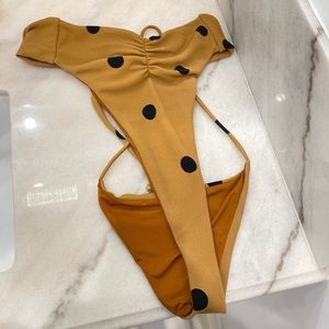 Andi Bagus polka dot monokini